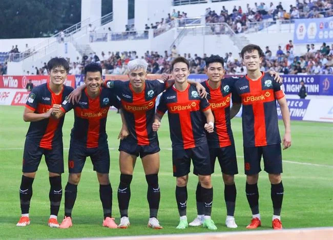 Thưởng nạp lại và ưu đãi sự kiện tại FCB8